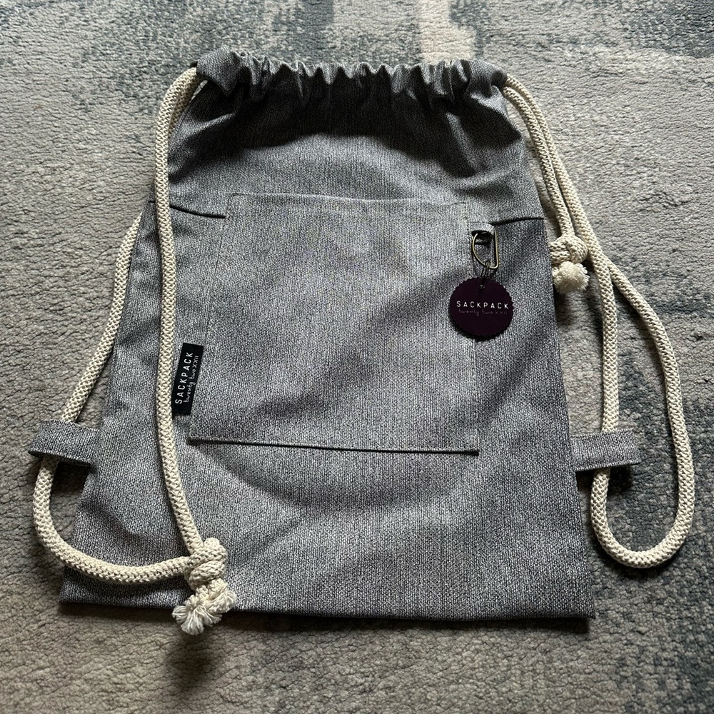 New Sackpack22 pull-closed backpack 14x18”